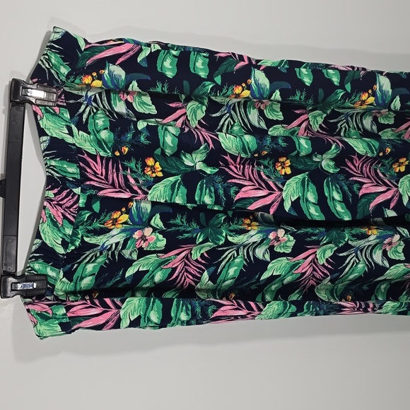 {LOFT} Fluid Wide Leg Pants in Botanical Print - Size XL - Picture 6 of 13